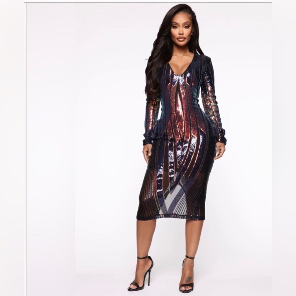 Like A Star Sequin Midi Dress- Navy/combo